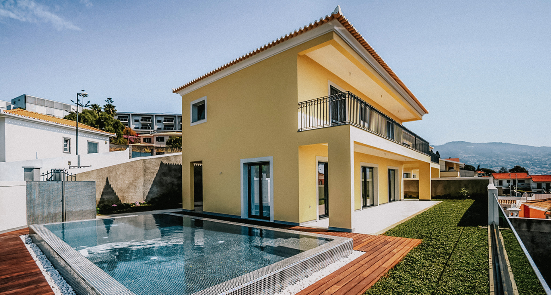 Infini Apartment